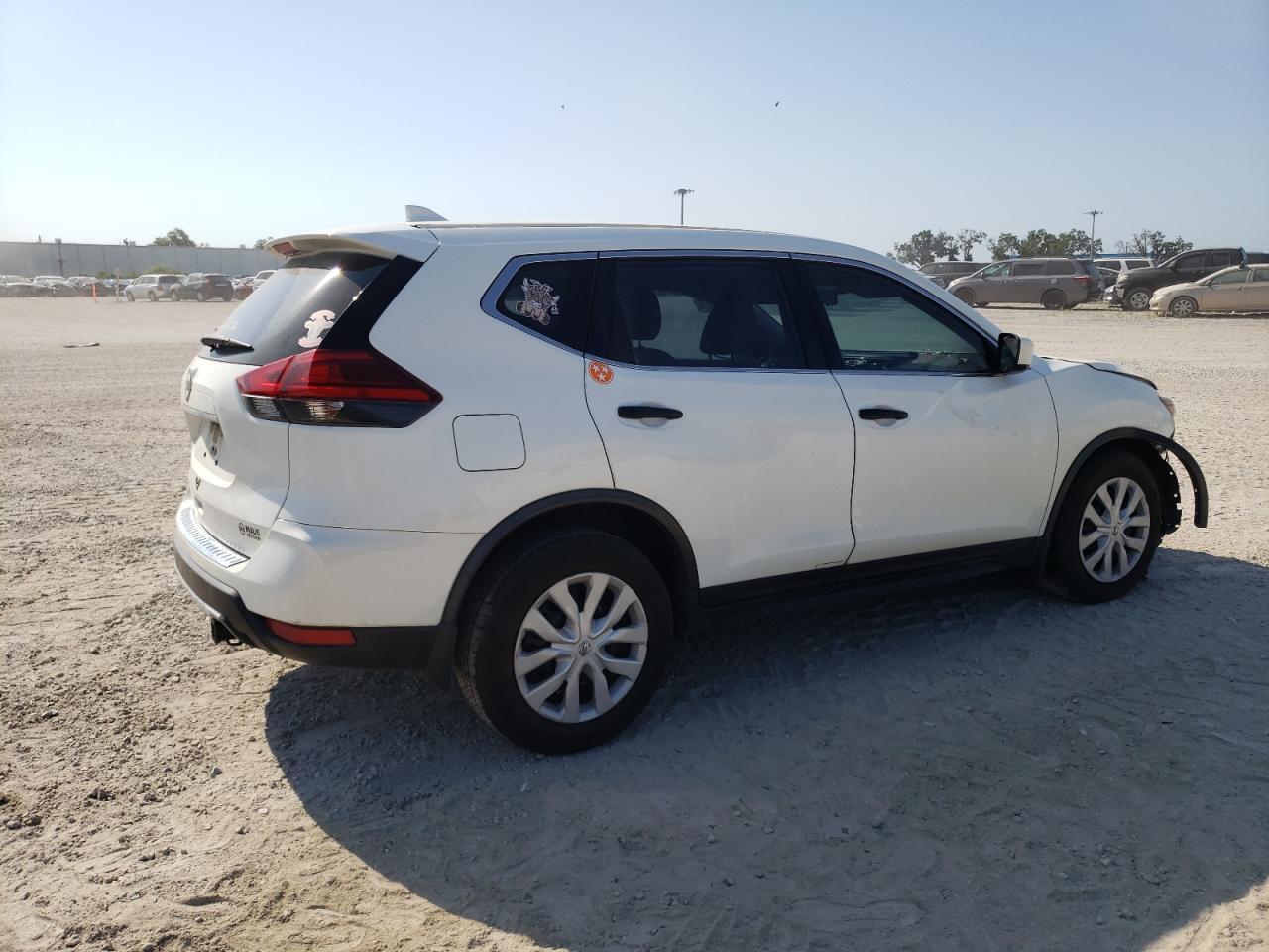 JN8AT2MT4HW139931 2017 Nissan Rogue S