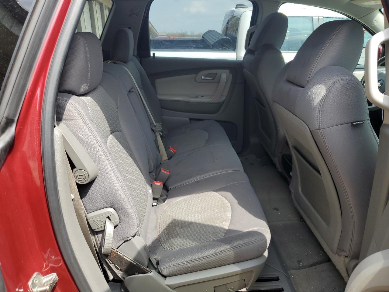 1GNLVFED5AJ205717 2010 Chevrolet Traverse Lt