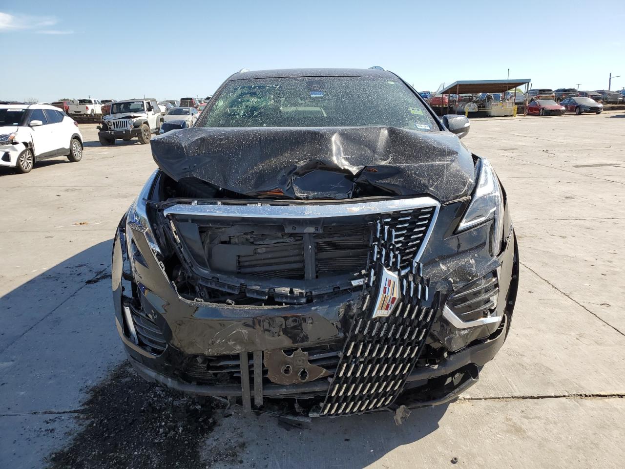 2022 Cadillac Xt5 Luxury vin: 1GYKNAR47NZ144728