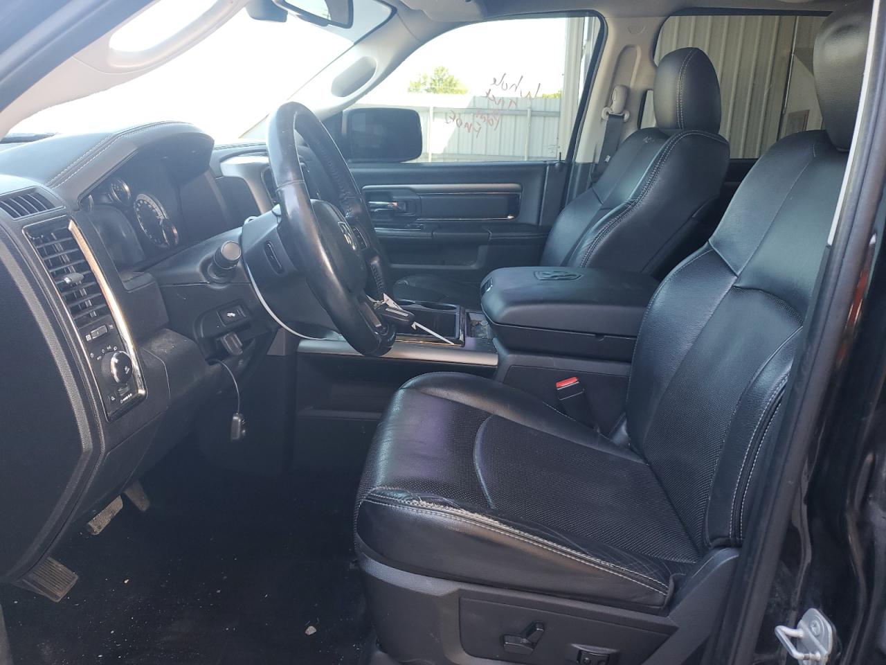 1C6RR7MT6FS706789 2015 Ram 1500 Sport