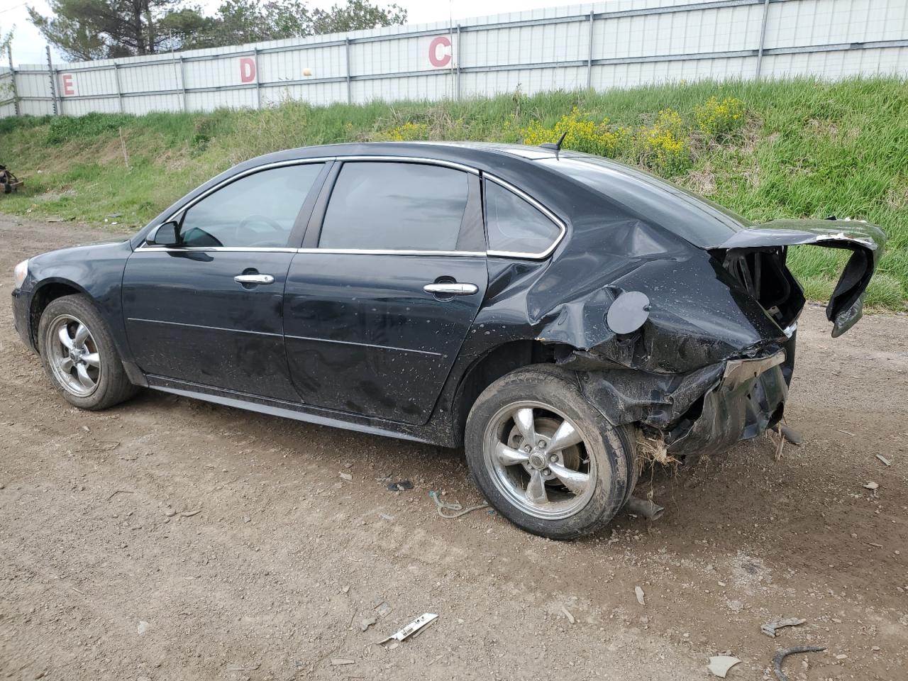 2G1WC5E36E1111318 2014 Chevrolet Impala Limited Ltz