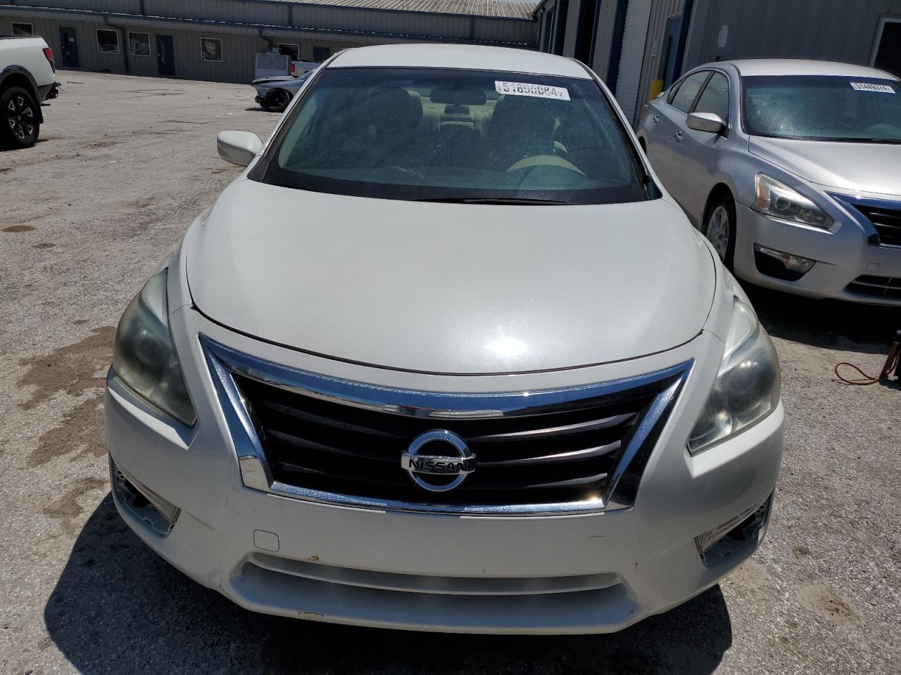 2014 Nissan Altima 2.5 vin: 1N4AL3AP0EN235443