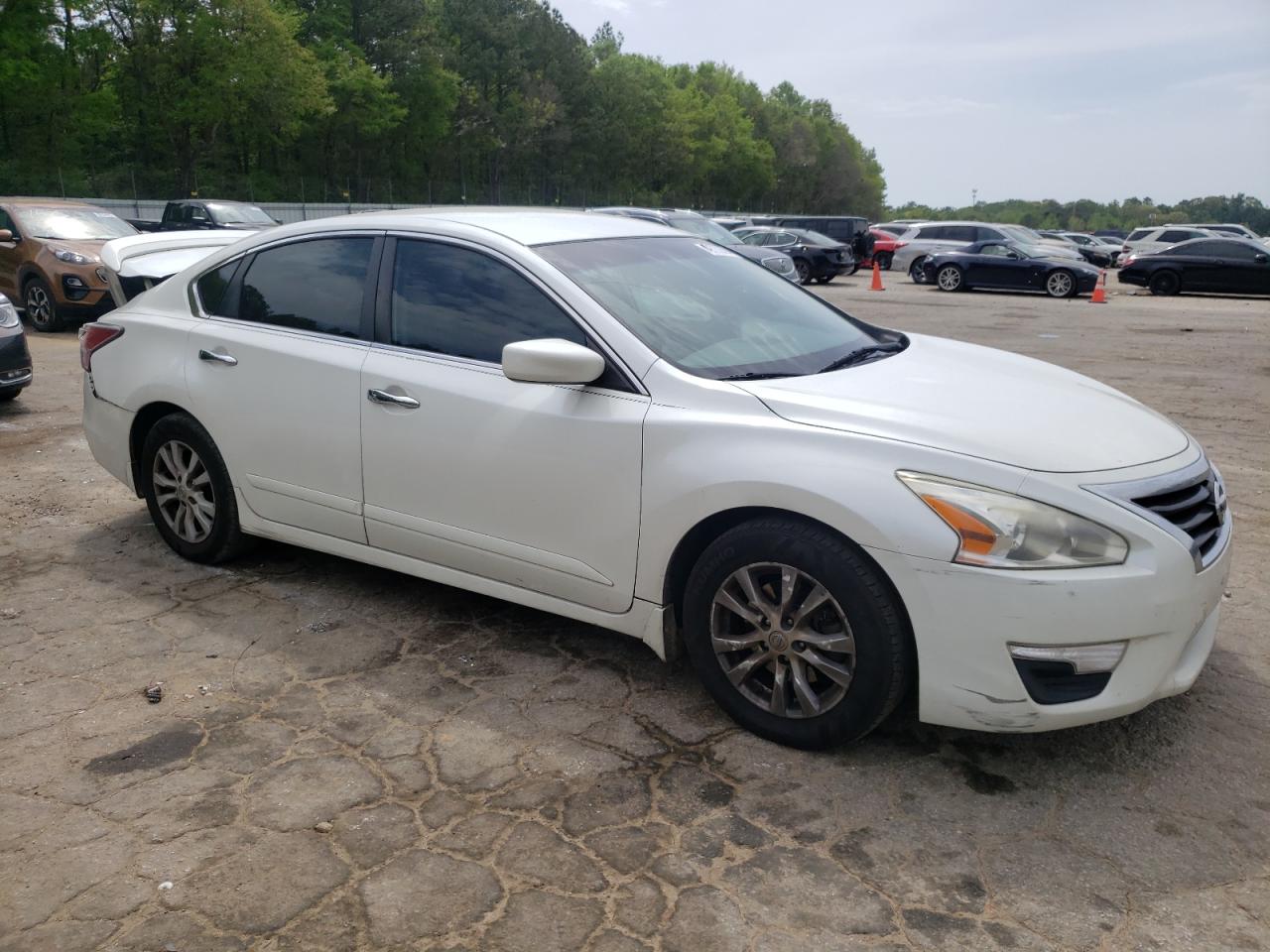 1N4AL3AP1EC184675 2014 Nissan Altima 2.5