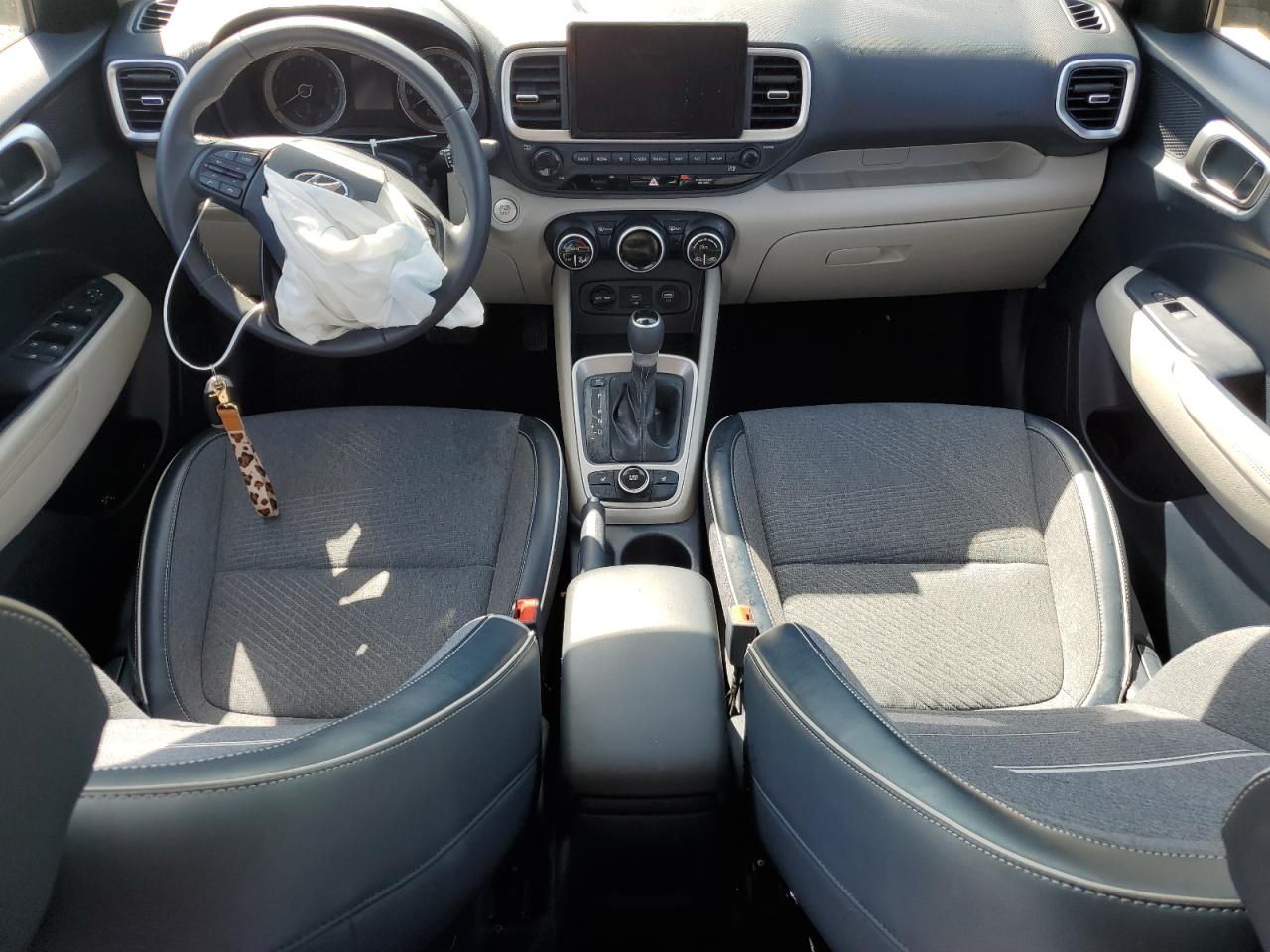 KMHRC8A38MU085993 2021 Hyundai Venue Sel