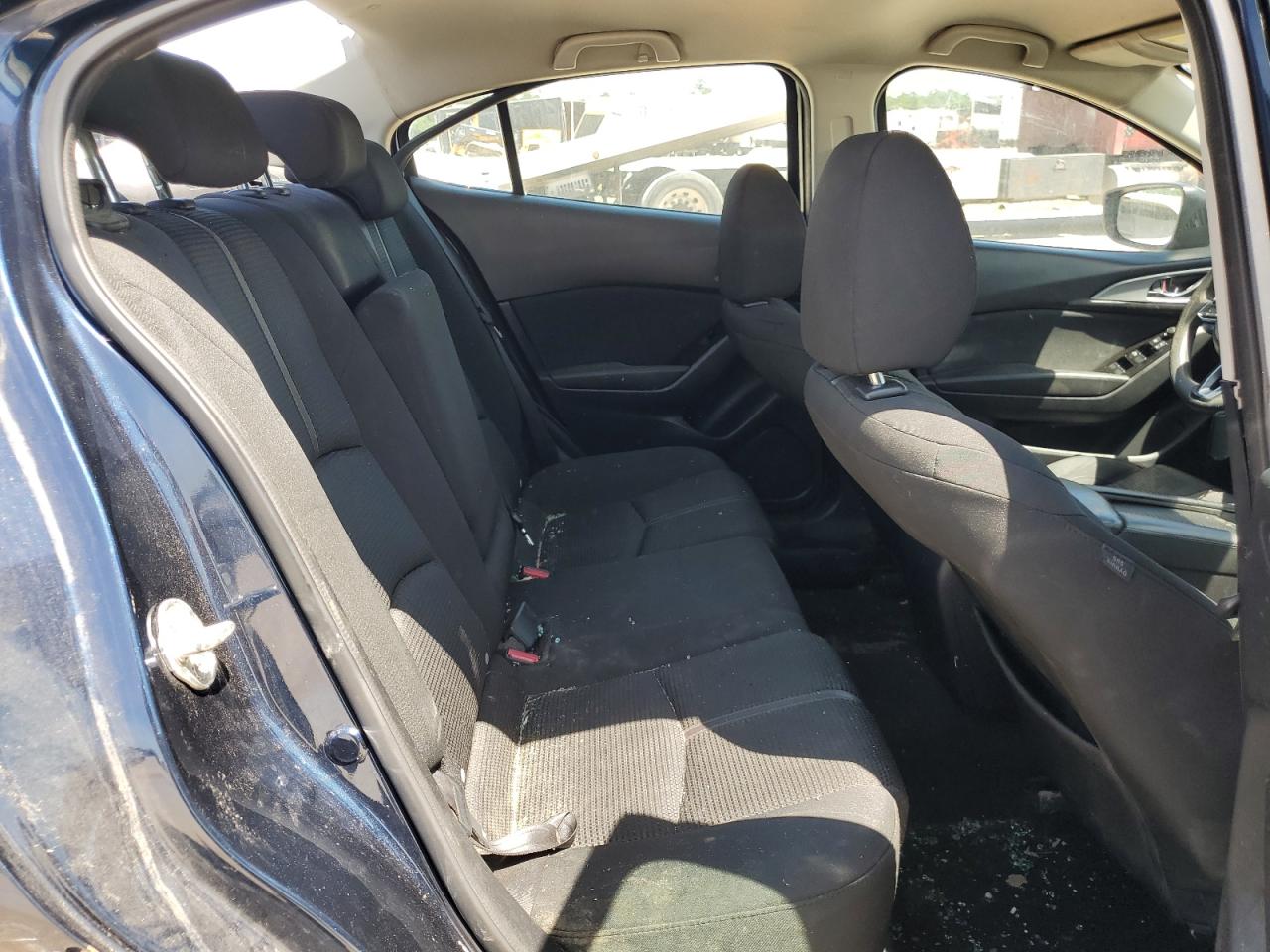 3MZBN1U72JM211316 2018 Mazda 3 Sport