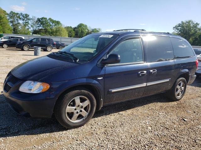 Lot #2441310564 2004 DODGE GRAND CARA salvage car