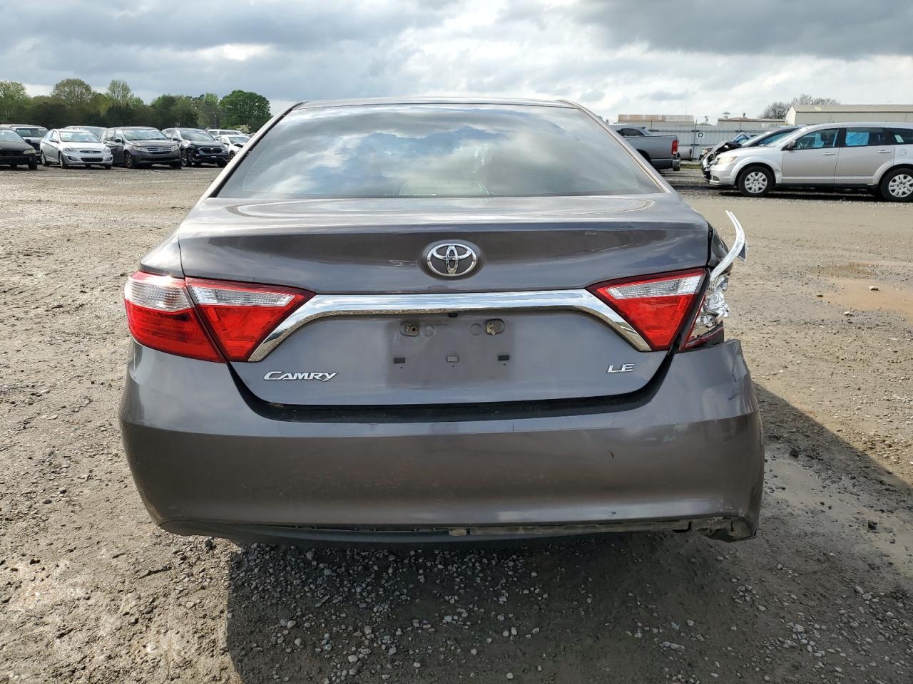 4T1BF1FK8GU197875 2016 Toyota Camry Le