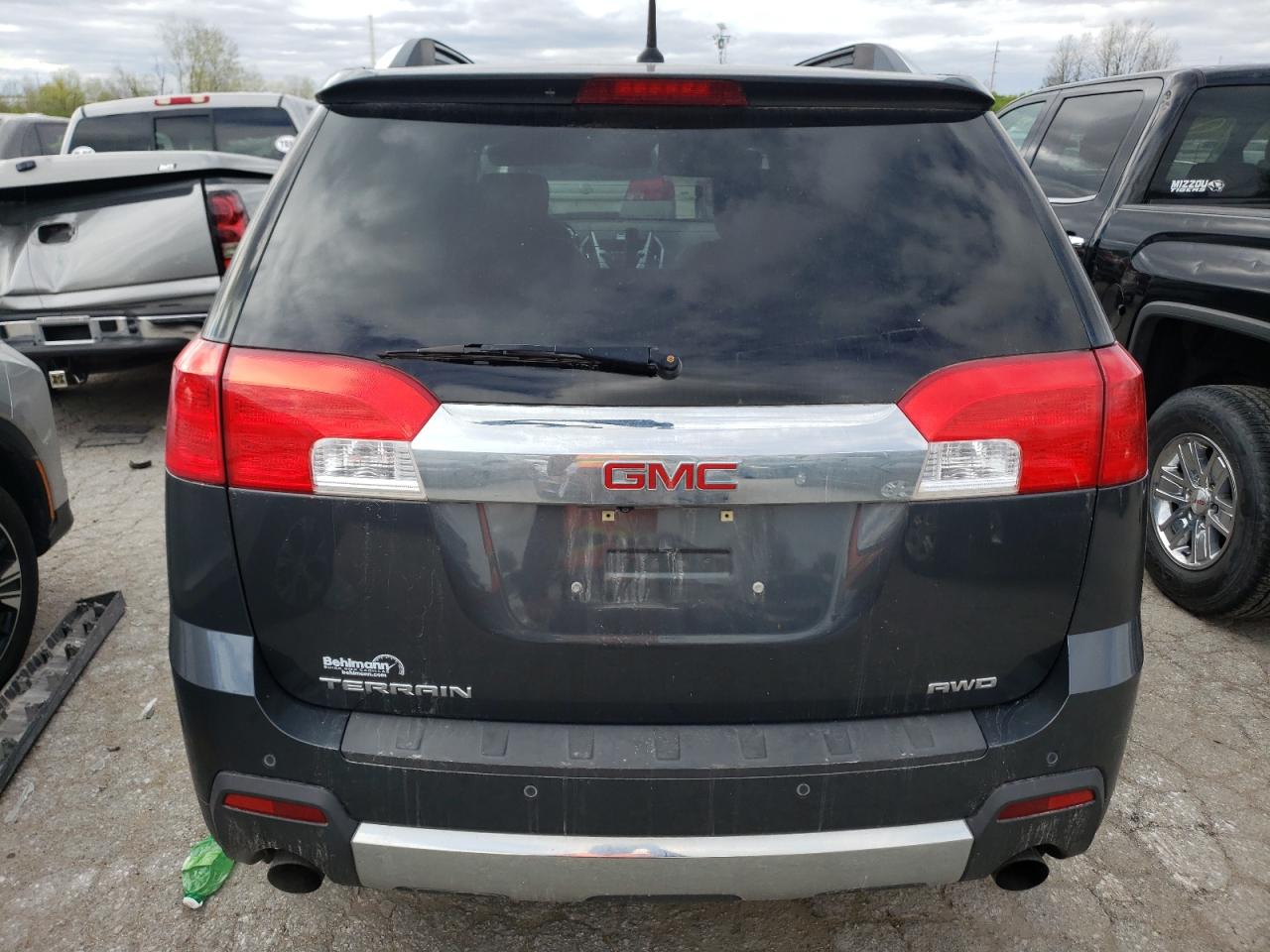 2CTFLJEY3A6336504 2010 GMC Terrain Slt