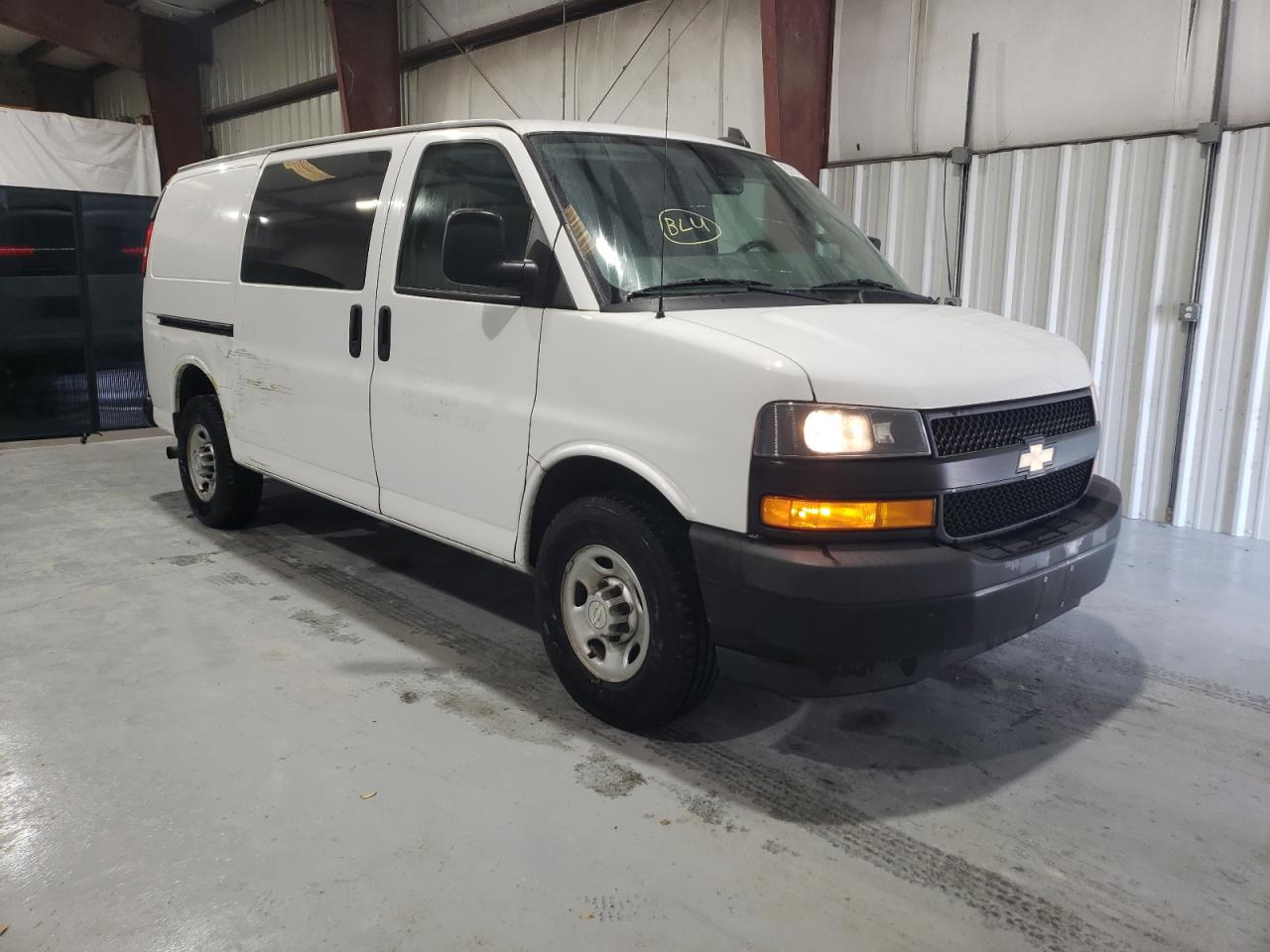 2019 Chevrolet Express G2500 vin: 1GCWGAFP8K1368293