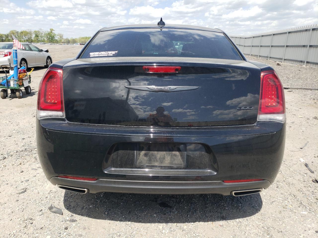 2C3CCAAG8MH640663 2021 Chrysler 300 Touring