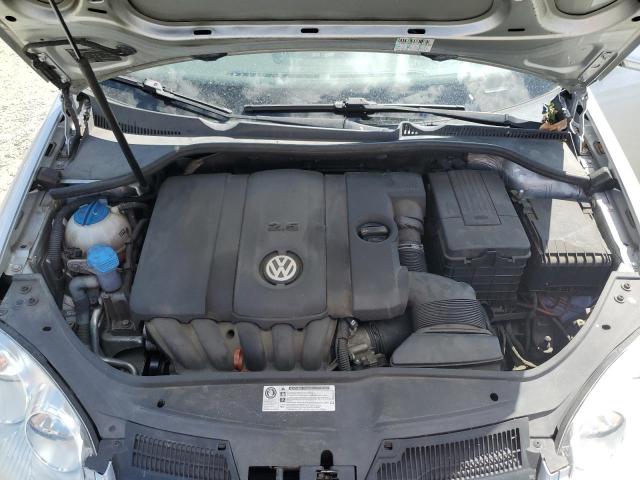 2010 Volkswagen Jetta - Image 11