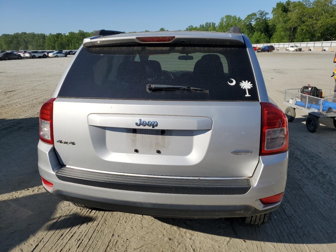 1J4NF1FB5BD283570 2011 Jeep Compass Sport