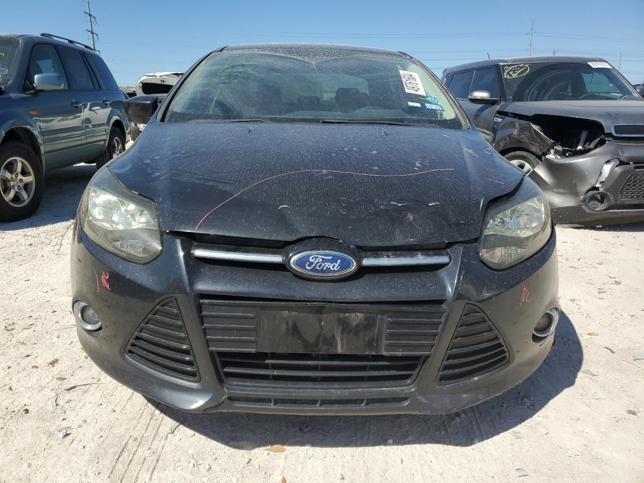 1FAHP3F27CL318294 2012 Ford Focus Se