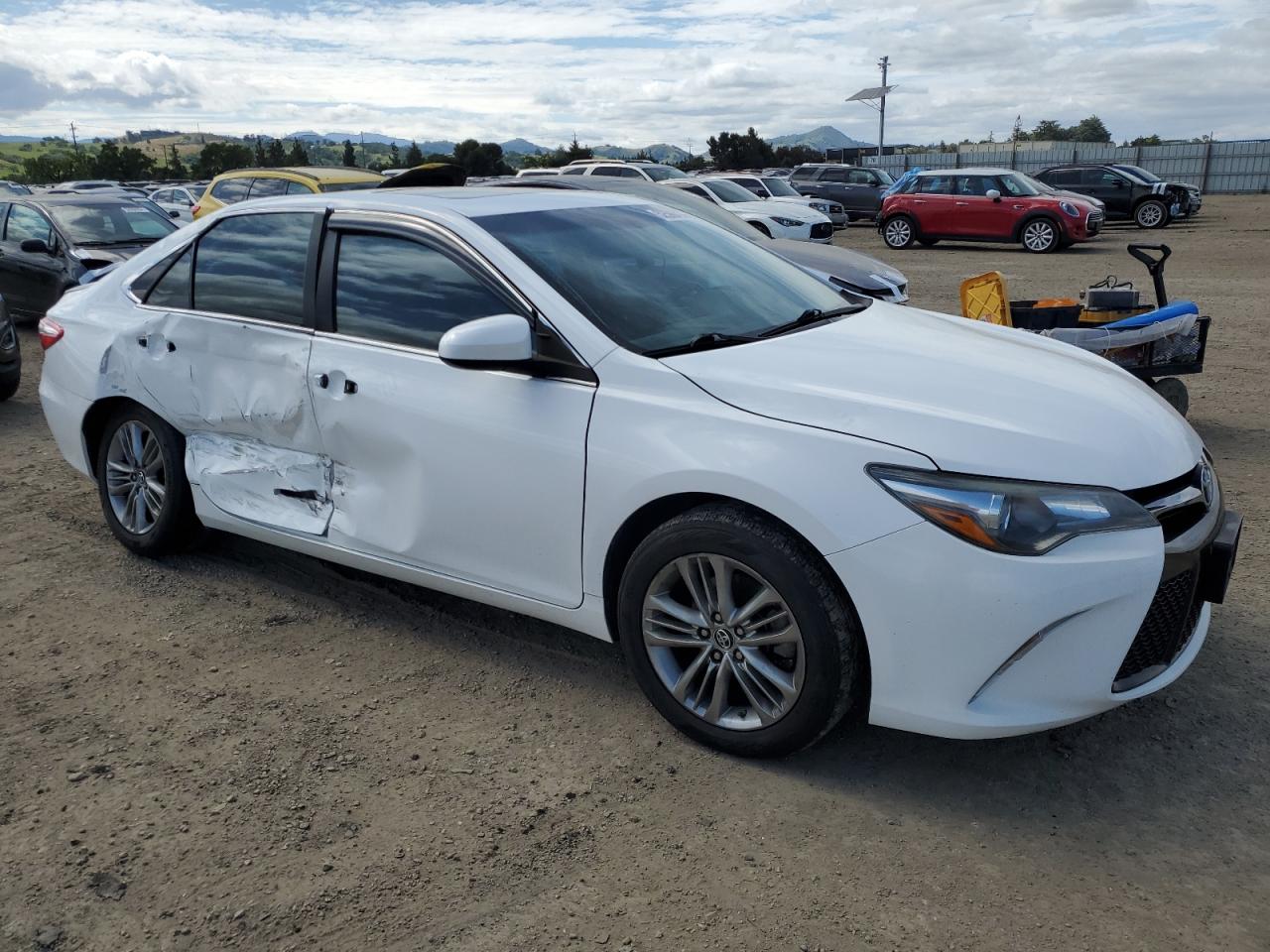 4T1BF1FK1GU235415 2016 Toyota Camry Le