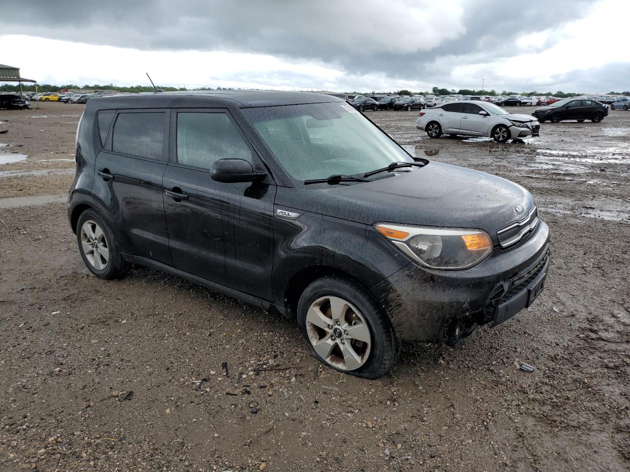 KNDJN2A25J7550045 2018 Kia Soul