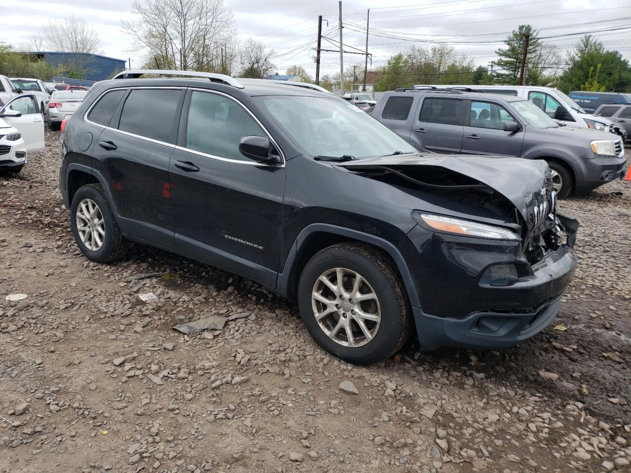 1C4PJMCB8GW221255 2016 Jeep Cherokee Latitude