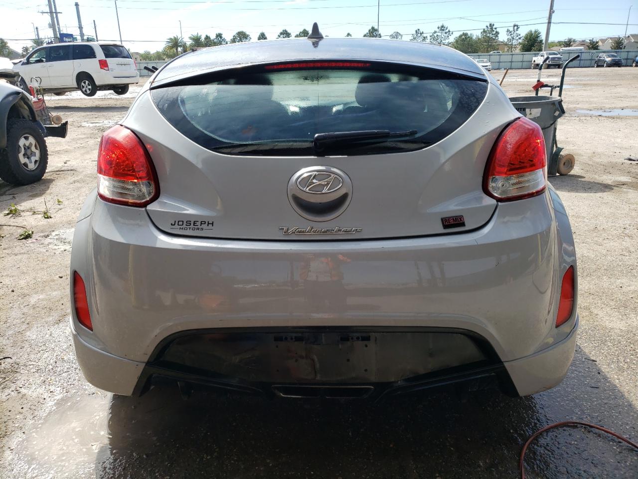 KMHTC6AD9DU128319 2013 Hyundai Veloster