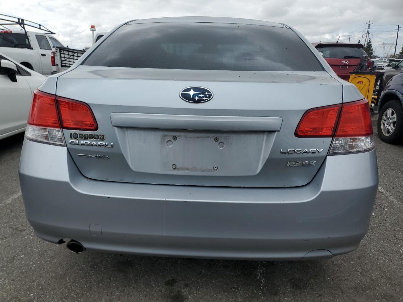 4S3BMBB66C3005717 2012 Subaru Legacy 2.5I Premium