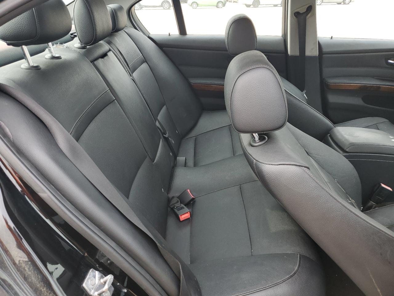 WBAPK5C51AA653555 2010 BMW 328 Xi Sulev