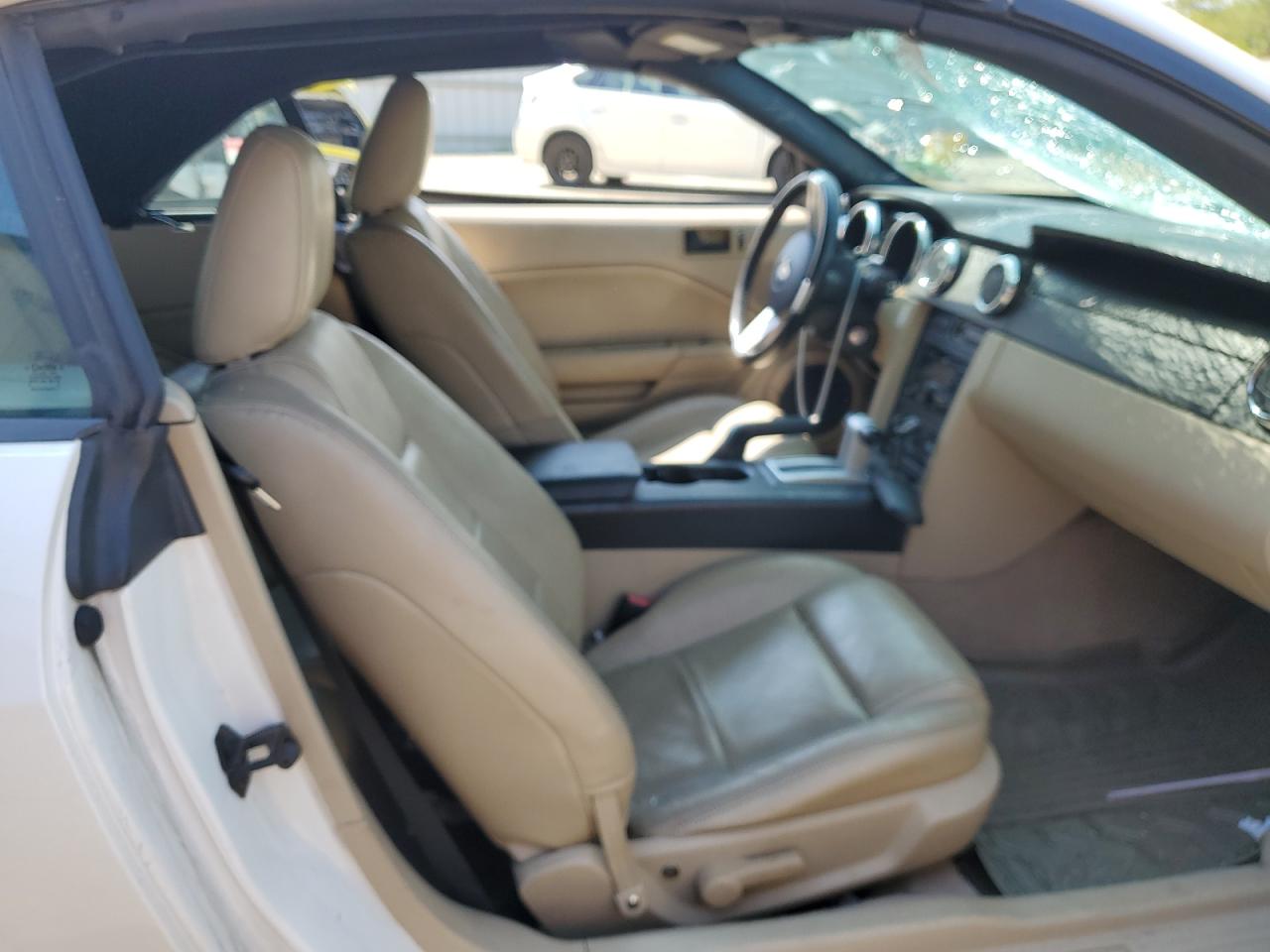 1ZVFT84N355254797 2005 Ford Mustang