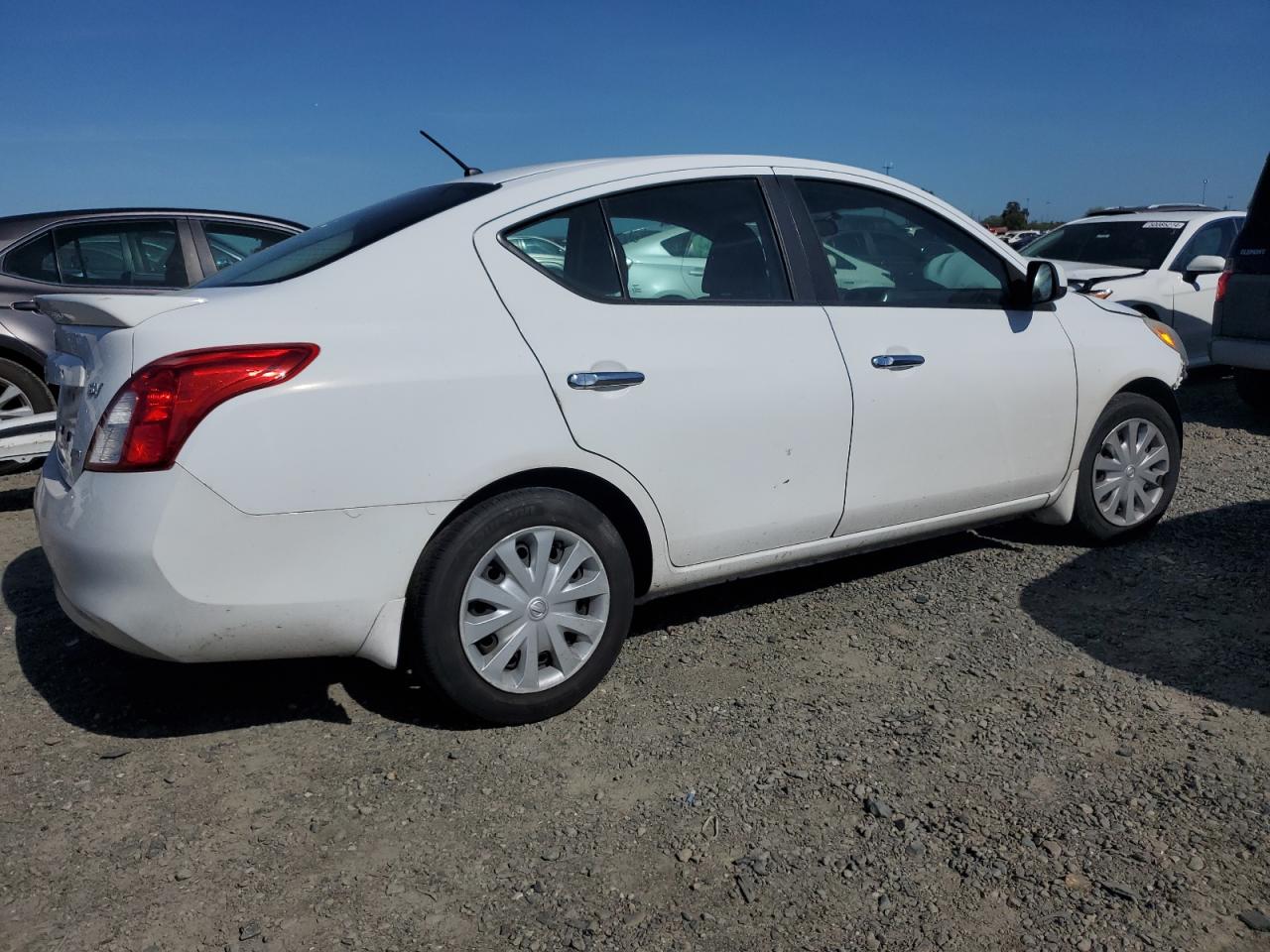 3N1CN7AP3DL871876 2013 Nissan Versa S