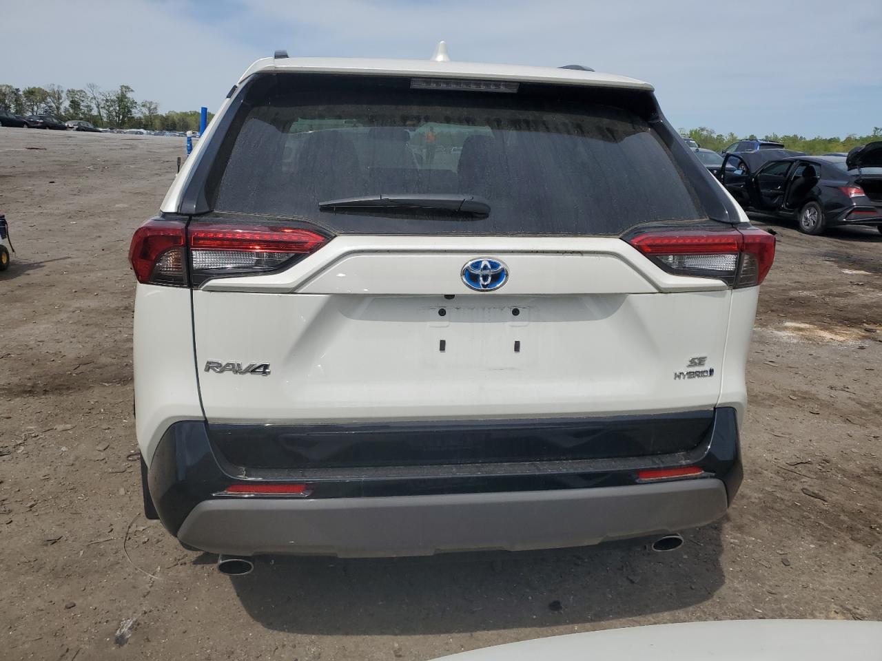 4T3T6RFVXNU099433 2022 Toyota Rav4 Se