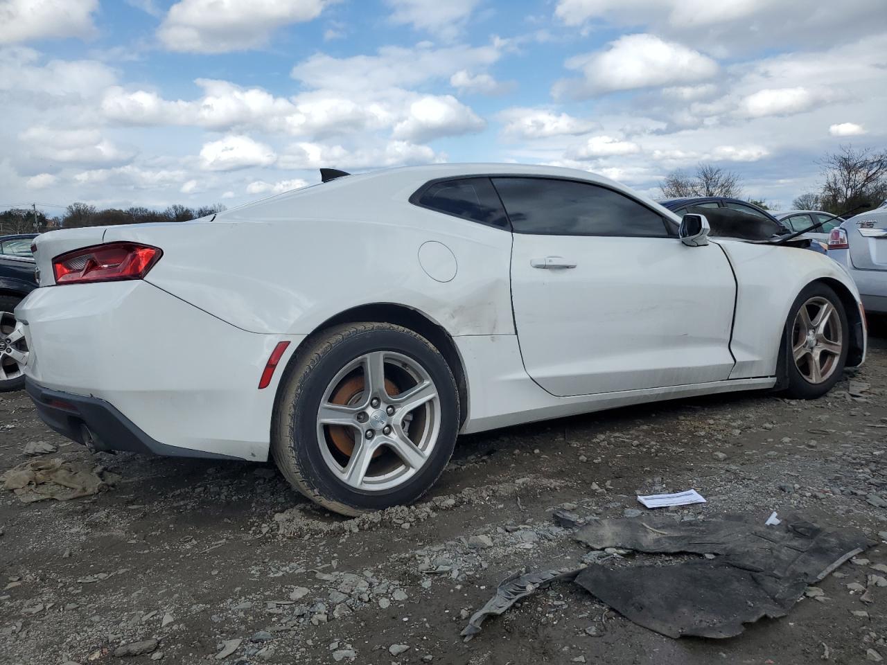 1G1FB1RX8H0101947 2017 Chevrolet Camaro Lt