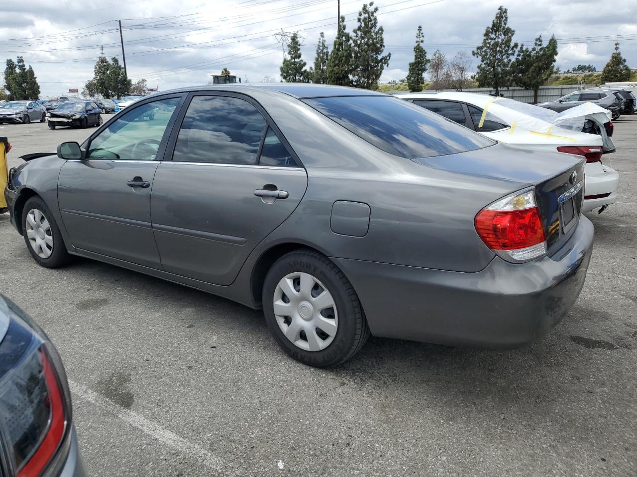 4T1BE32K15U554203 2005 Toyota Camry Le