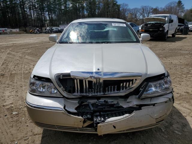 2004 Lincoln Town Car Ultimate VIN: 1LNHM83WX4Y649894 Lot: 52159114