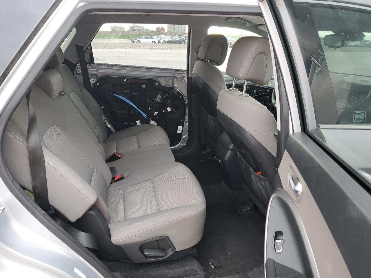 2018 Hyundai Santa Fe Se vin: KM8SM4HF1JU270857