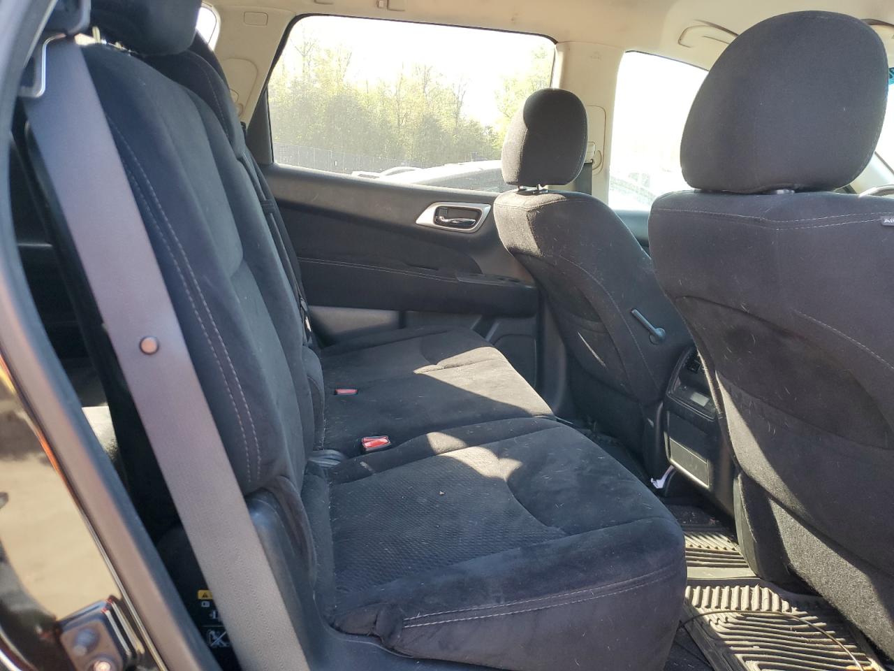 5N1AR2MM0FC693688 2015 Nissan Pathfinder S