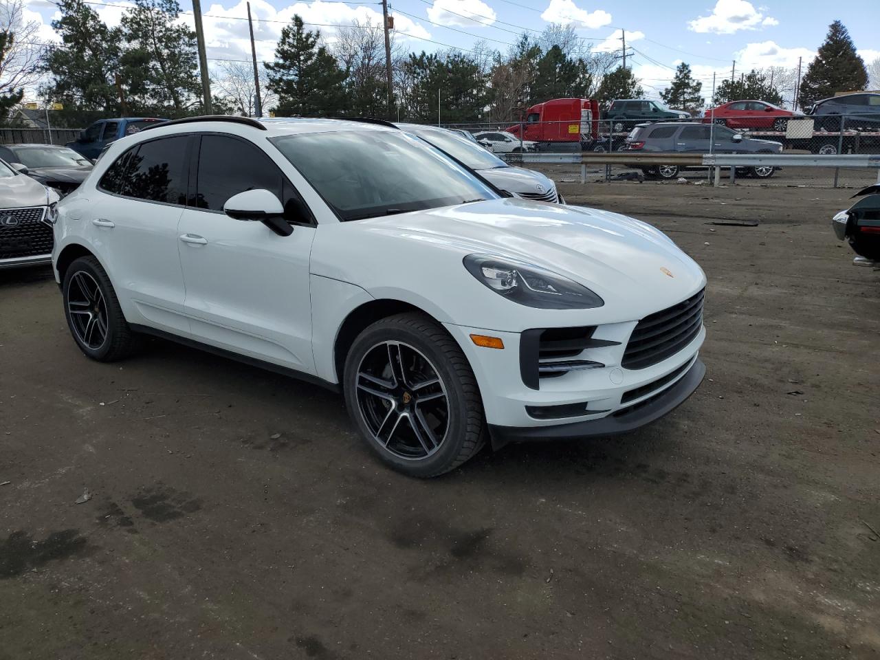 2020 Porsche Macan S vin: WP1AB2A52LLB33607