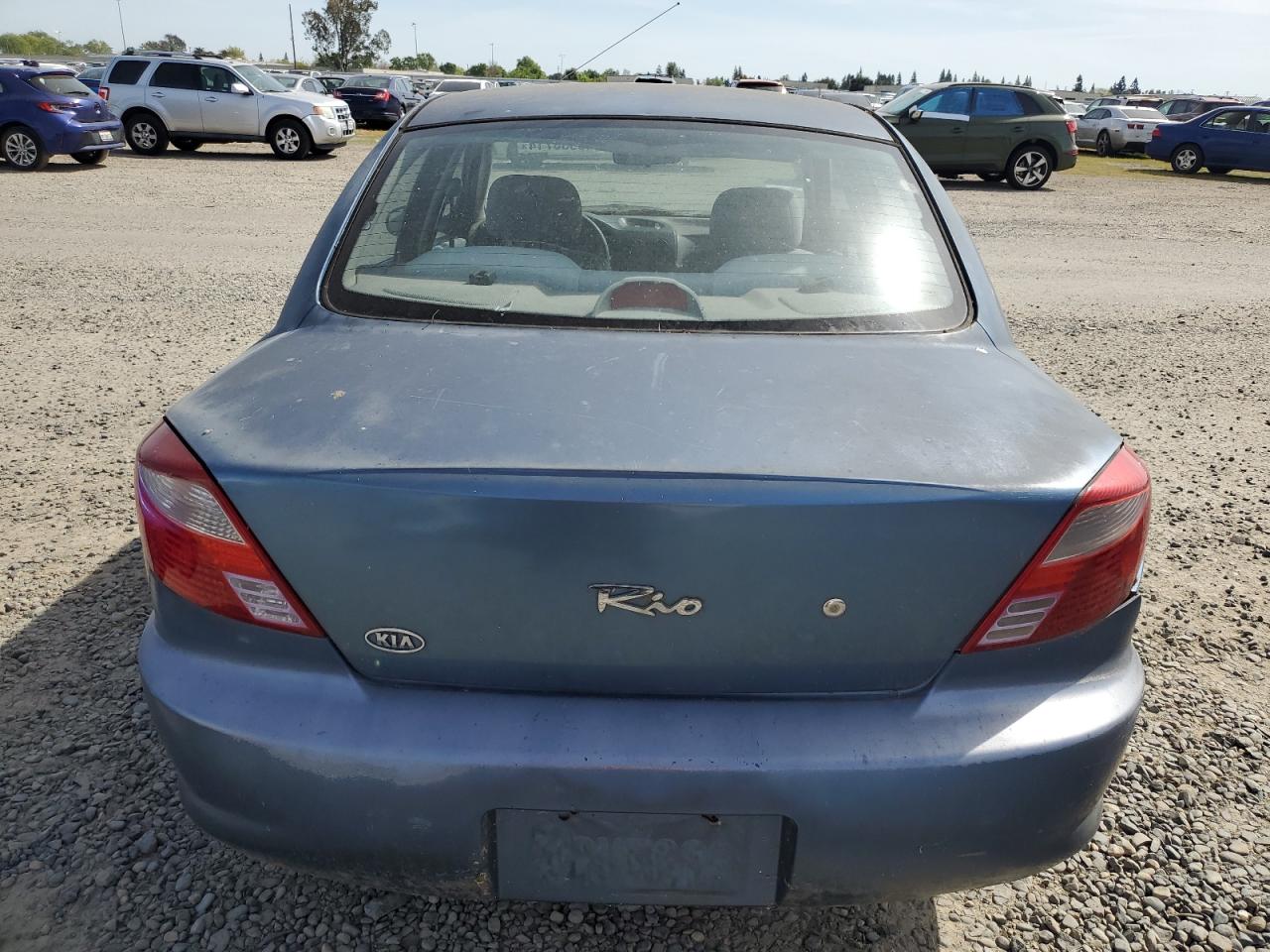 KNADC123126162819 2002 Kia Rio