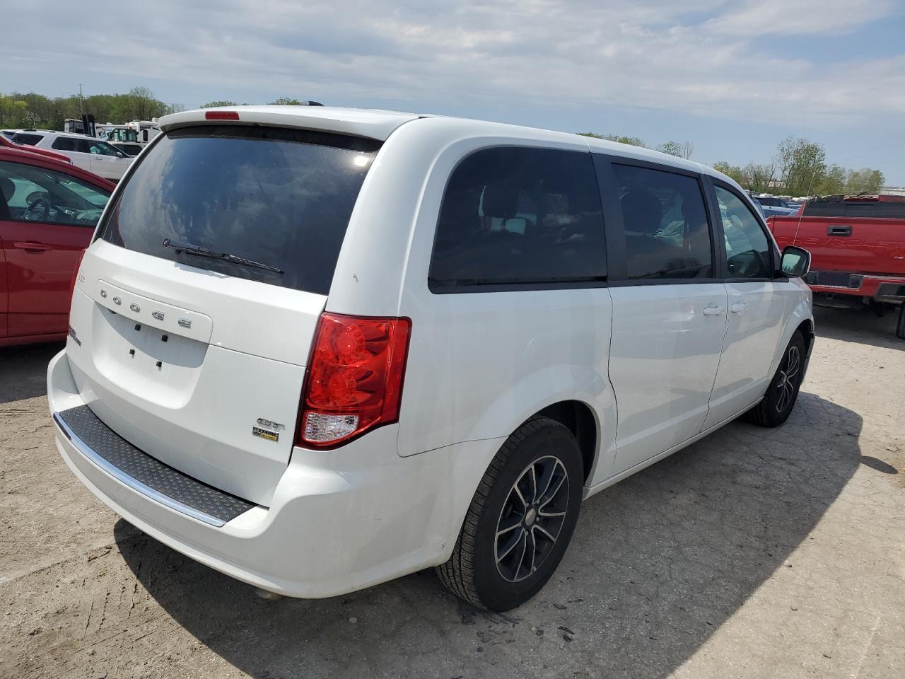 2C4RDGEG0KR570857 2019 Dodge Grand Caravan Gt