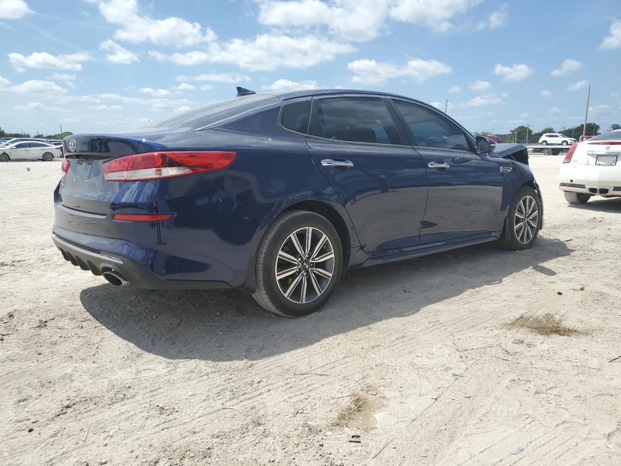 5XXGT4L31KG369728 2019 Kia Optima Lx