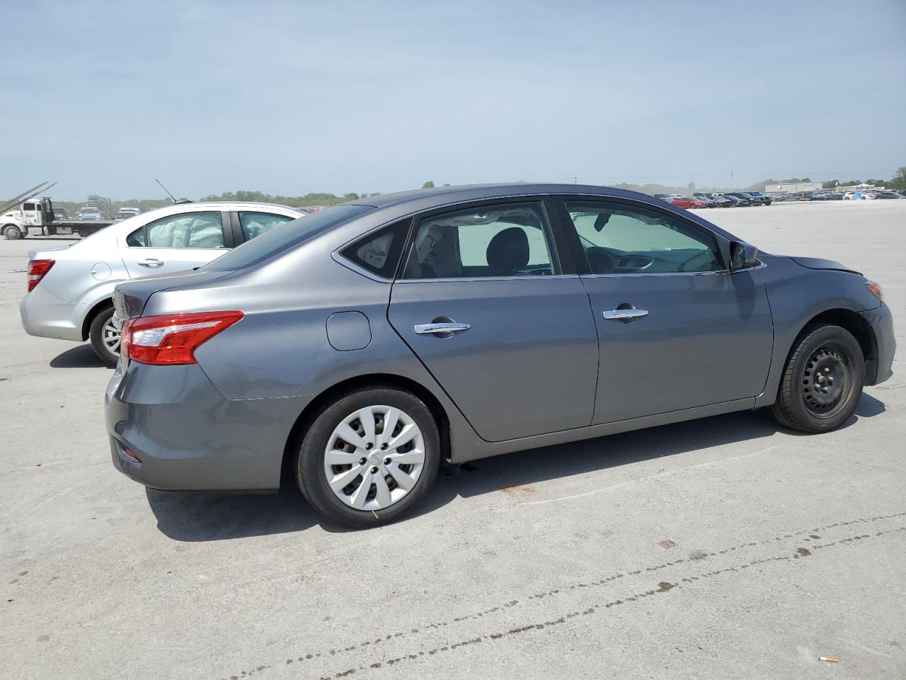 2017 Nissan Sentra S vin: 3N1AB7AP5HY350358