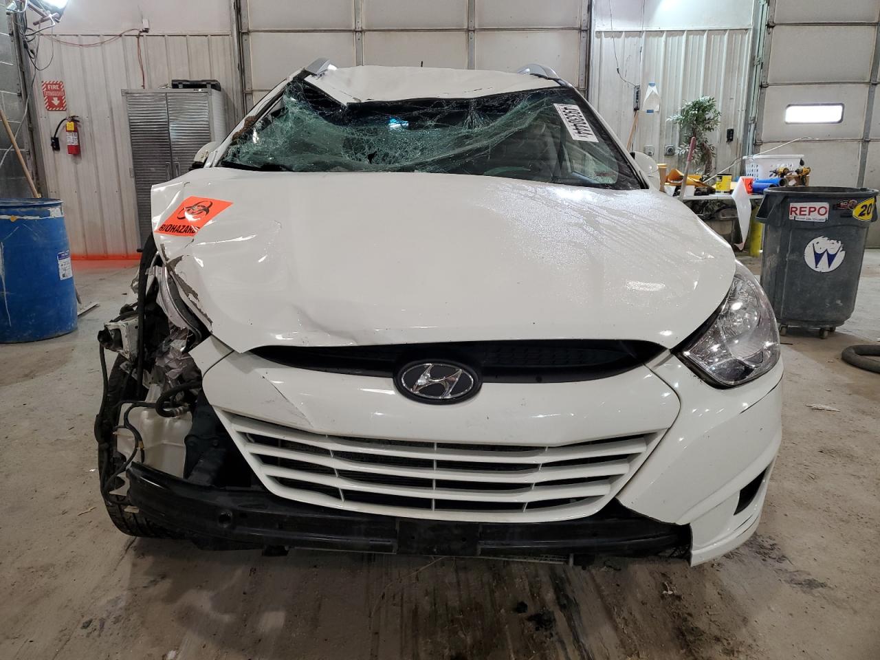 KM8JUCAC4BU264526 2011 Hyundai Tucson Gls