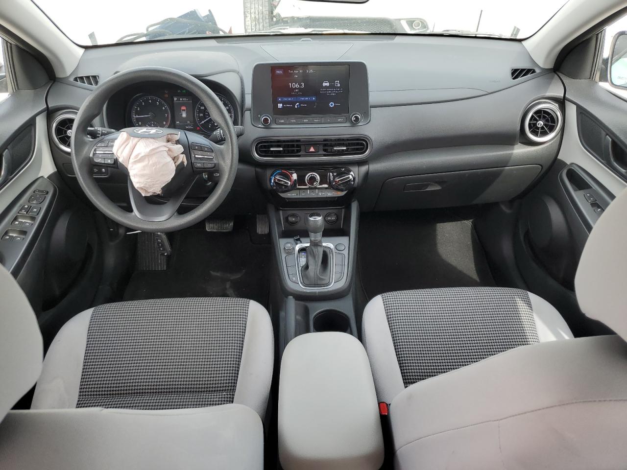 KM8K22AB8NU767427 2022 Hyundai Kona Sel