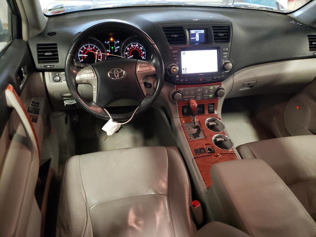 5TDYK3EH2AS013537 2010 Toyota Highlander Limited
