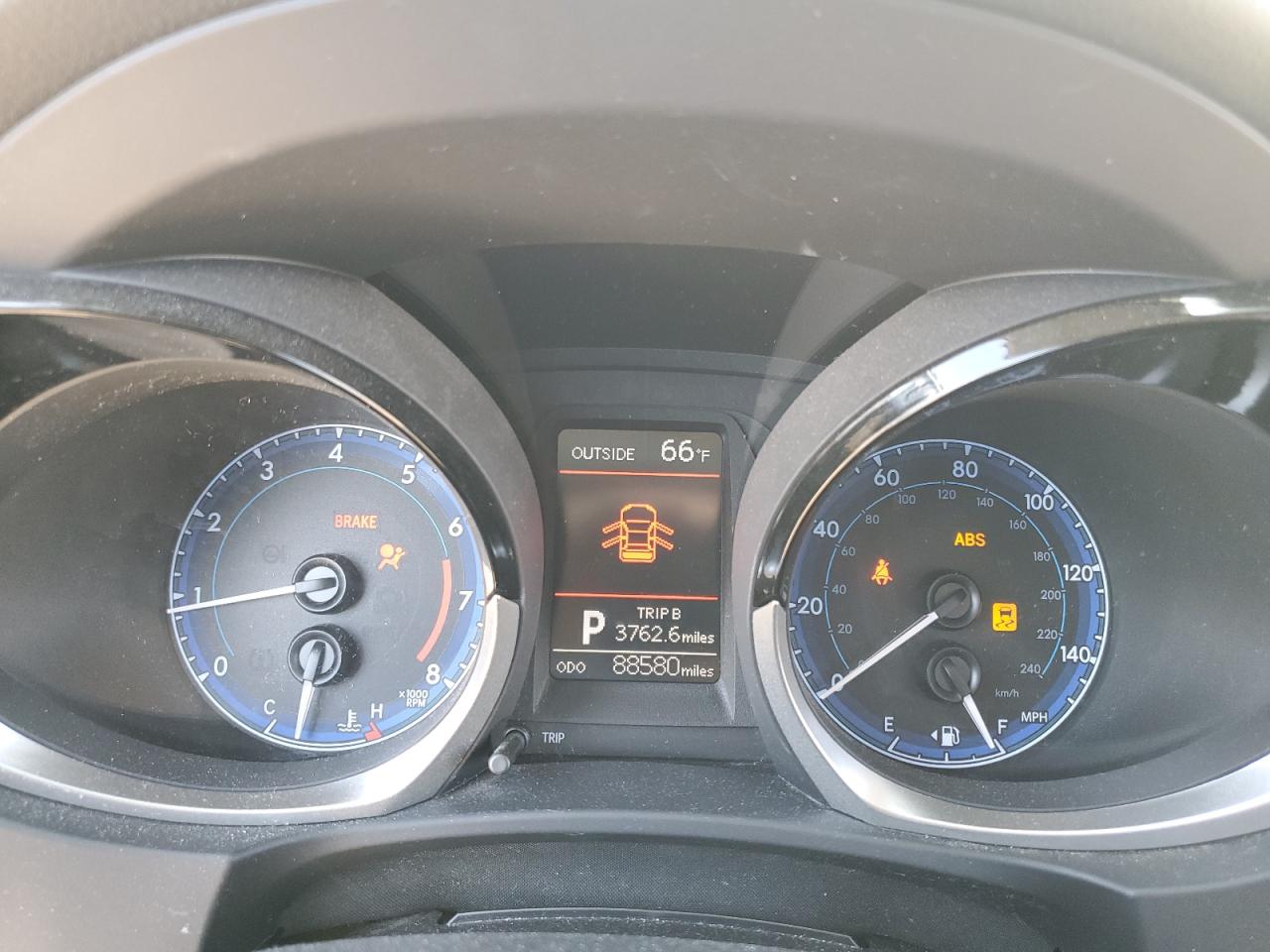 5YFBURHEXFP365737 2015 Toyota Corolla L