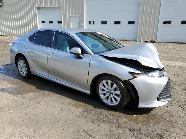 VIN 4T1B11HK7KU210412 2019 Toyota Camry, L no.4