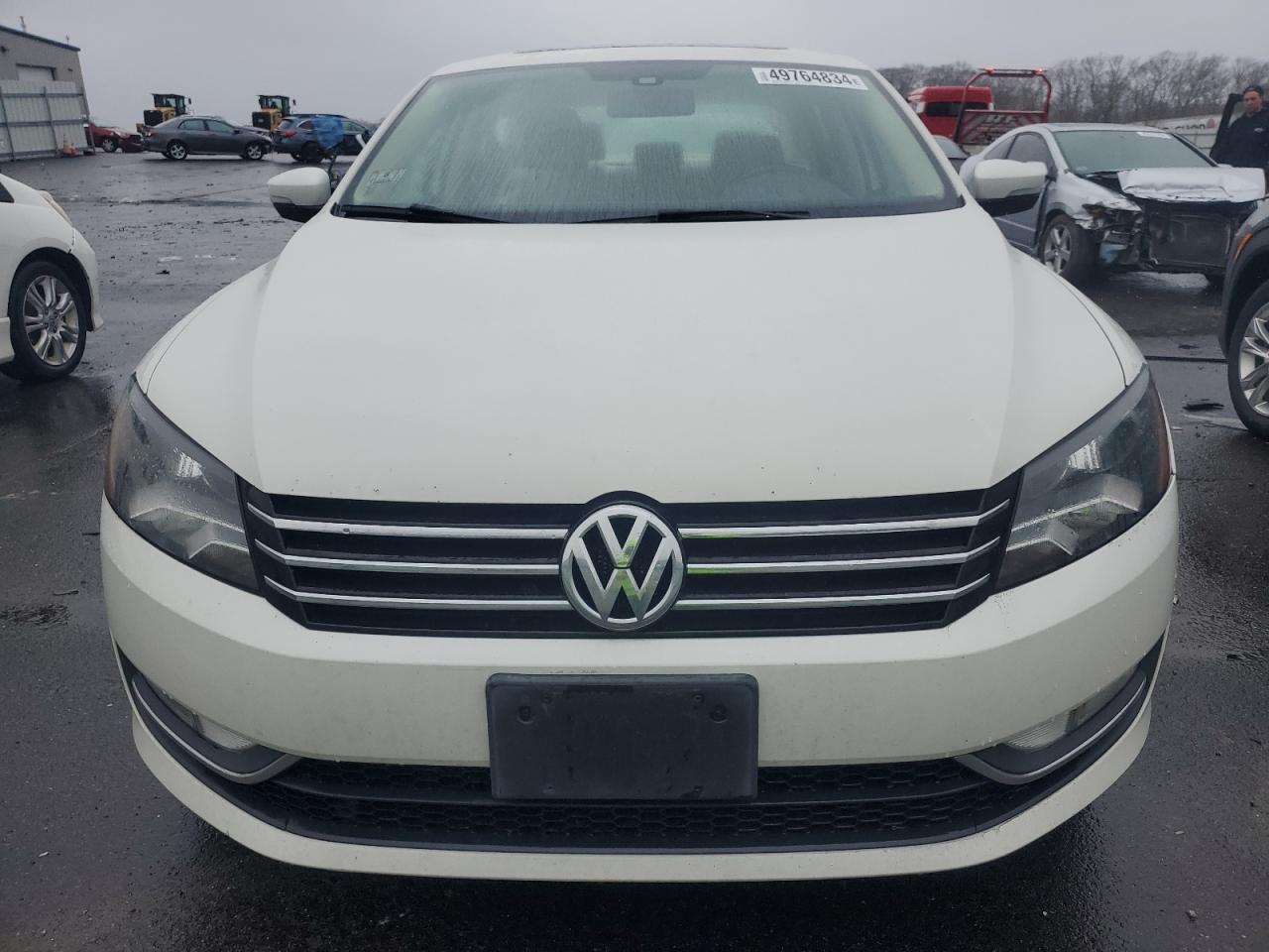 1VWBT7A36FC077946 2015 Volkswagen Passat Se