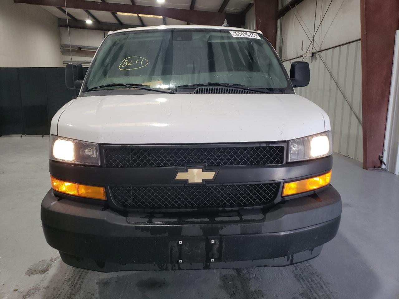 2019 Chevrolet Express G2500 vin: 1GCWGAFP8K1368293