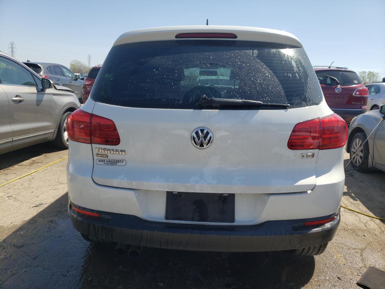 WVGAV7AX9HK046108 2017 Volkswagen Tiguan S
