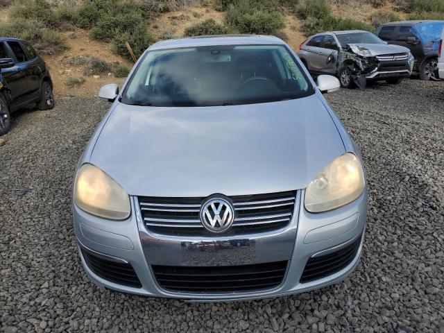 2005 Volkswagen New Jetta 2.5L Option Package 2 VIN: 3VWDG71K85M608596 Lot: 52157654