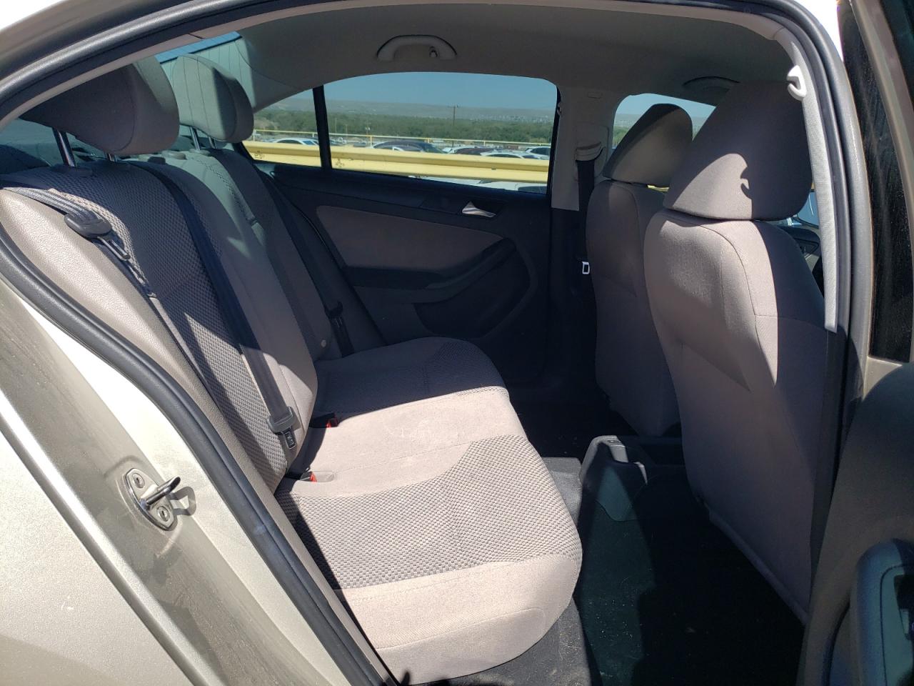 3VW2K7AJ3CM465969 2012 Volkswagen Jetta Base