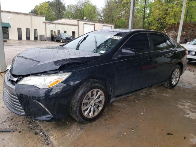 Lot #2487508576 2015 TOYOTA CAMRY LE salvage car