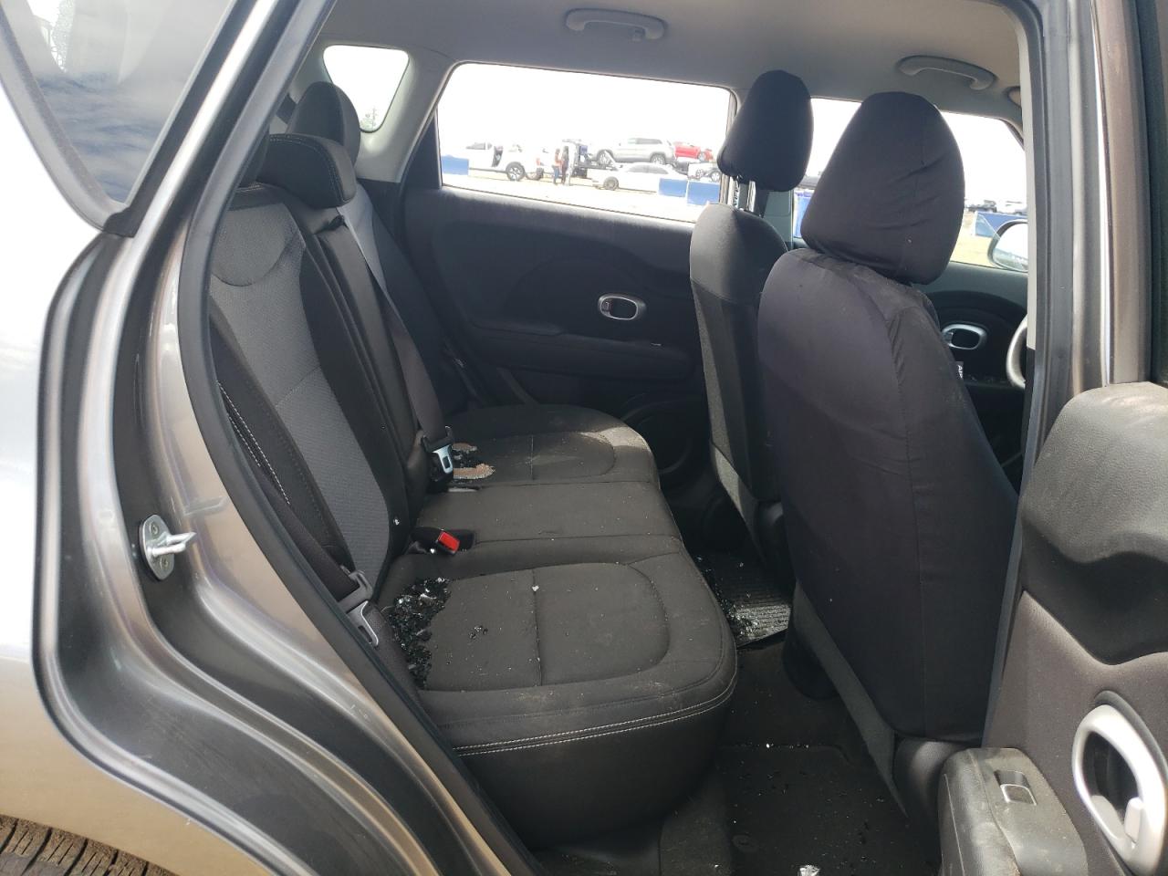 KNDJP3A58K7649664 2019 Kia Soul +