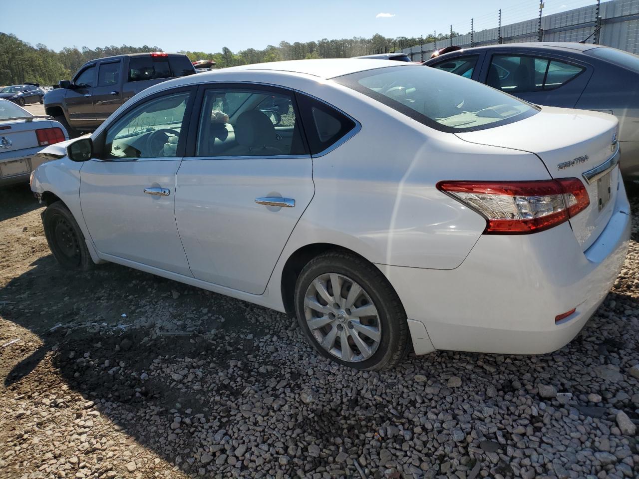 2014 Nissan Sentra S vin: 3N1AB7AP7EY334898