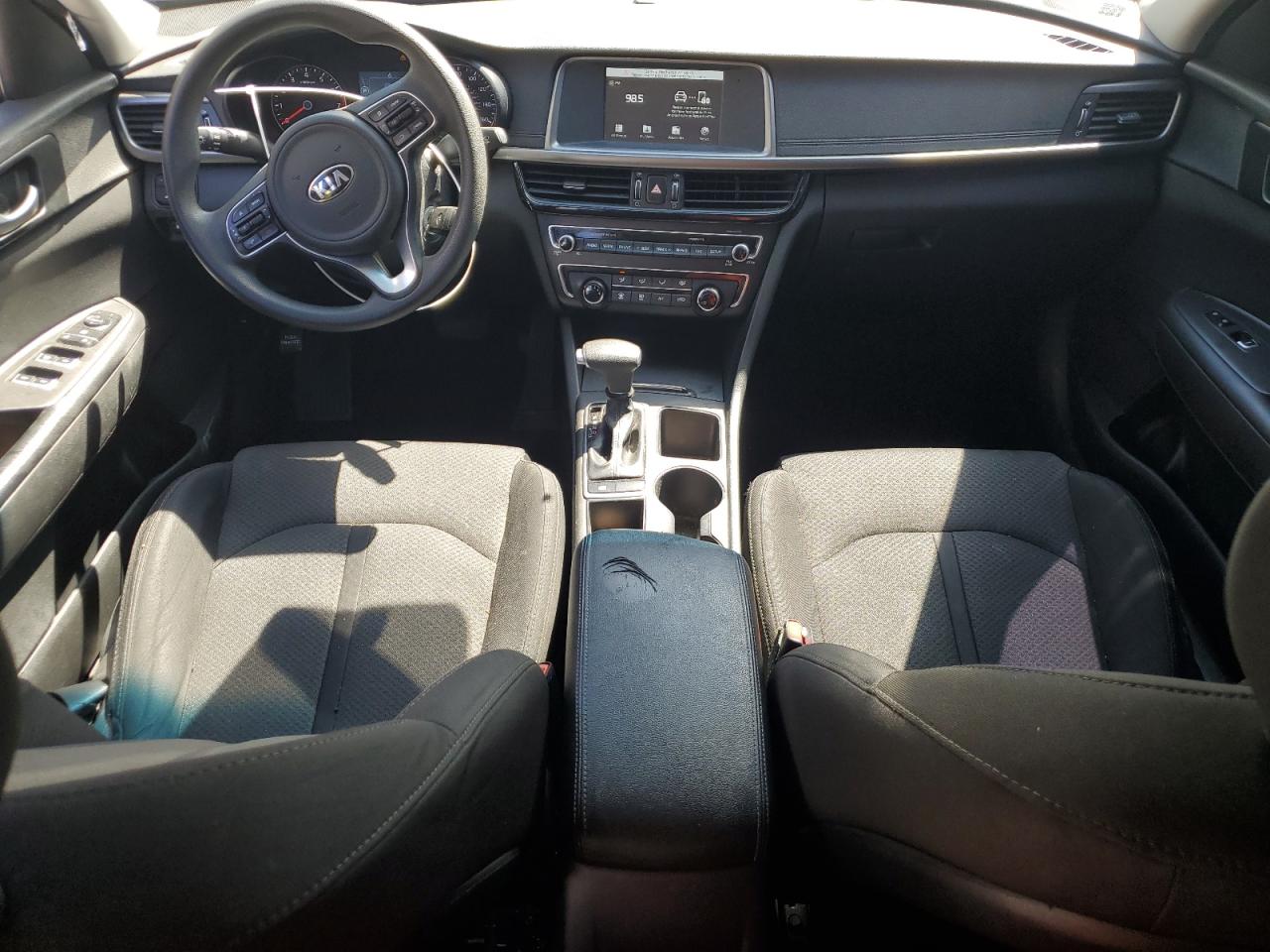 5XXGT4L33JG249119 2018 Kia Optima Lx